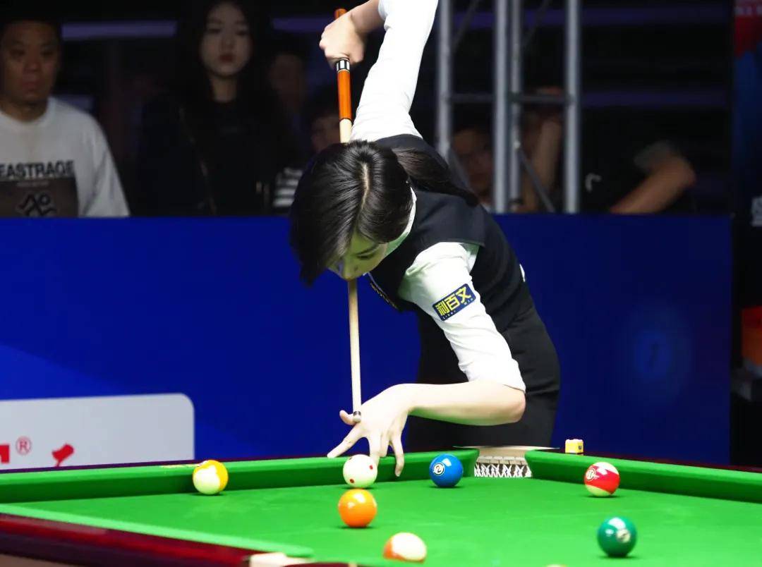 库里詹皇上 库里詹皇上