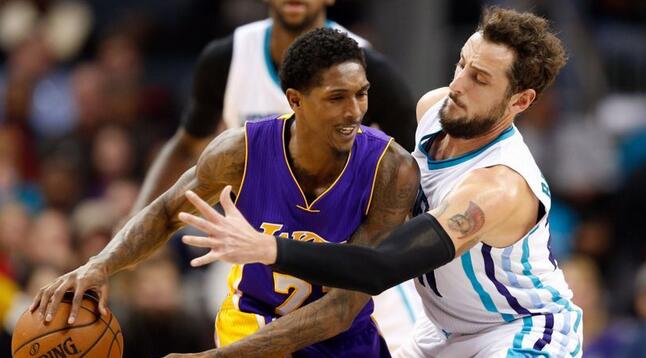 减少持球时 减少持球时