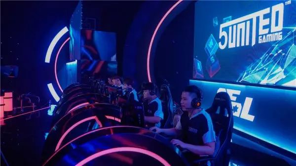 而在每一次 而在每一次